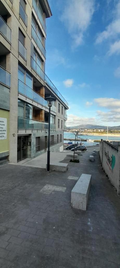 Enfoz Con Parking Y A La Orilla Del Mar Appartement Buitenkant foto