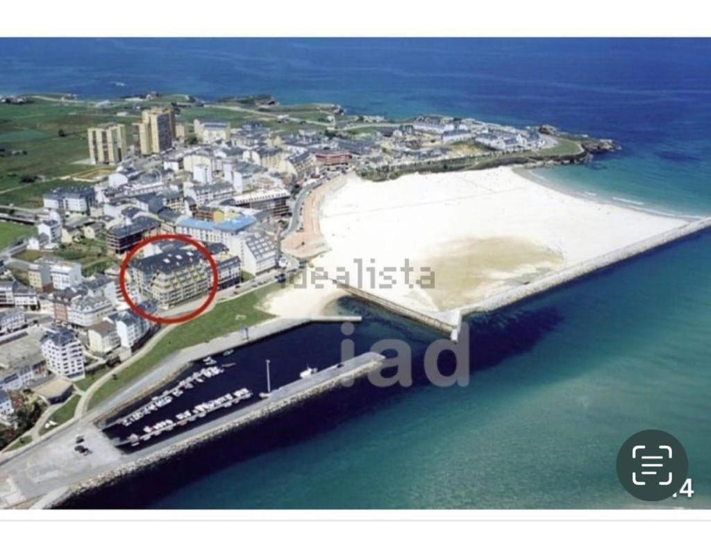Enfoz Con Parking Y A La Orilla Del Mar Appartement Buitenkant foto